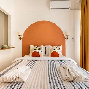 The Palm Suits Aparthotel
